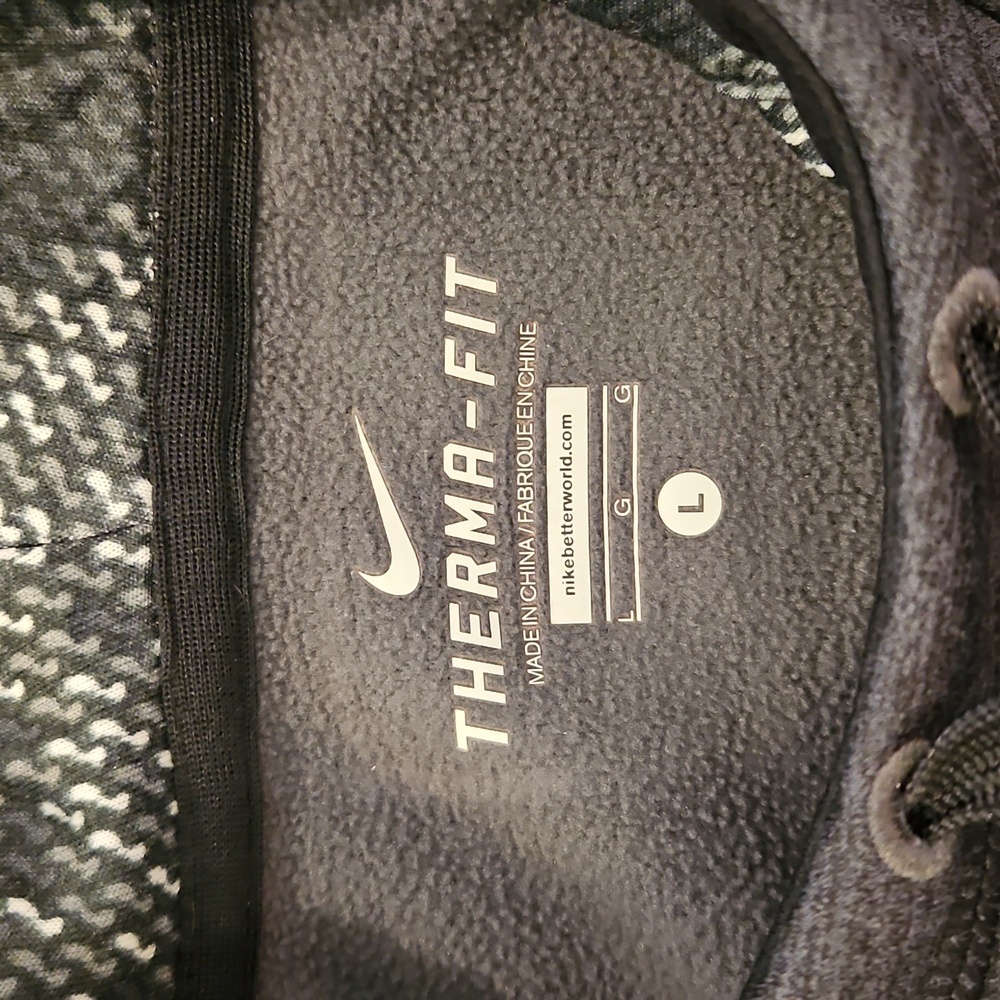 Nike Womens Thermafit Hoodie - Picture 3 of 8